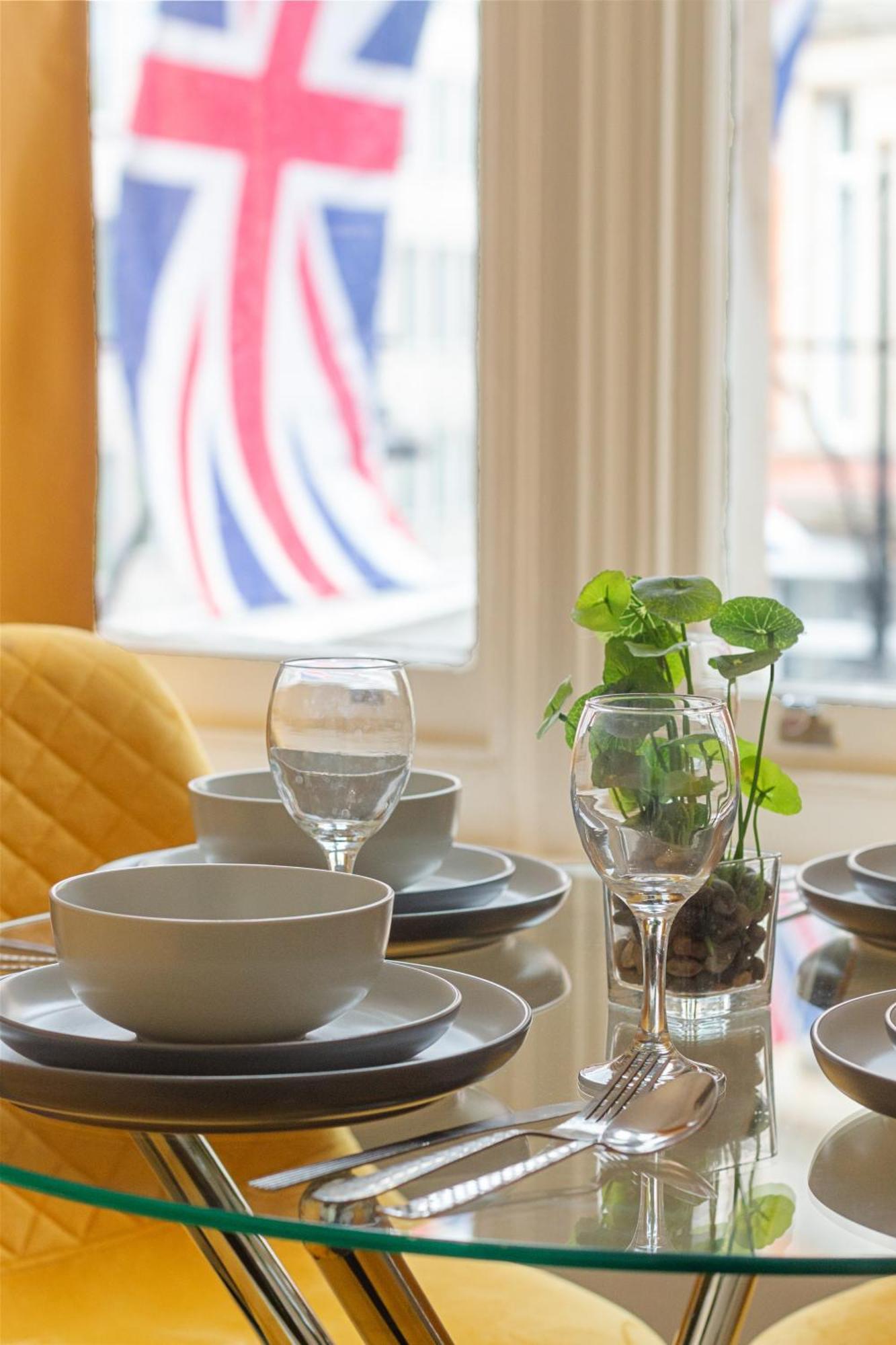 Oxford Street 1 Bedroom Shopping Retreat! 3Gc Londres Exterior foto